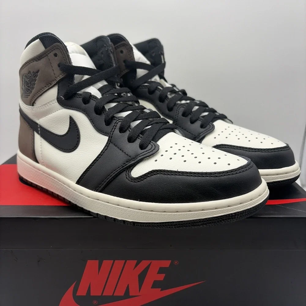 Size 10 - Jordan 1 Retro OG High Dark Mocha (555088-105)
